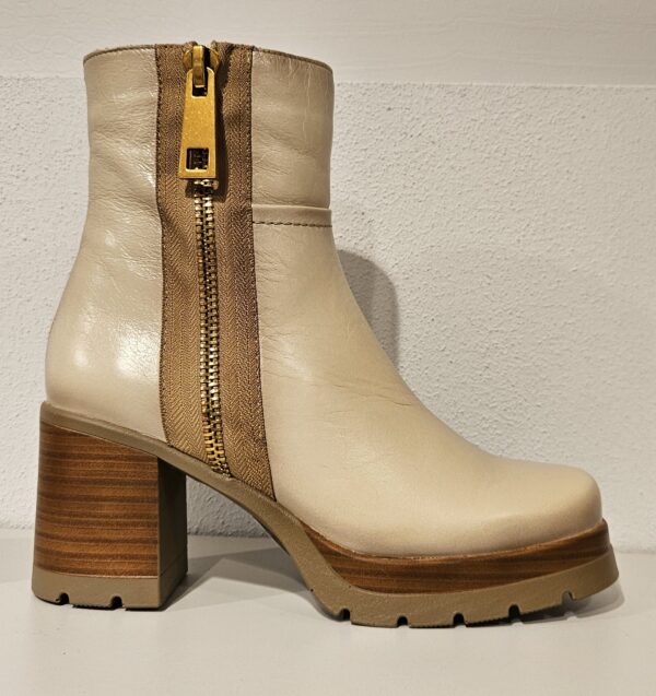 FLUCHOS - W7383.25